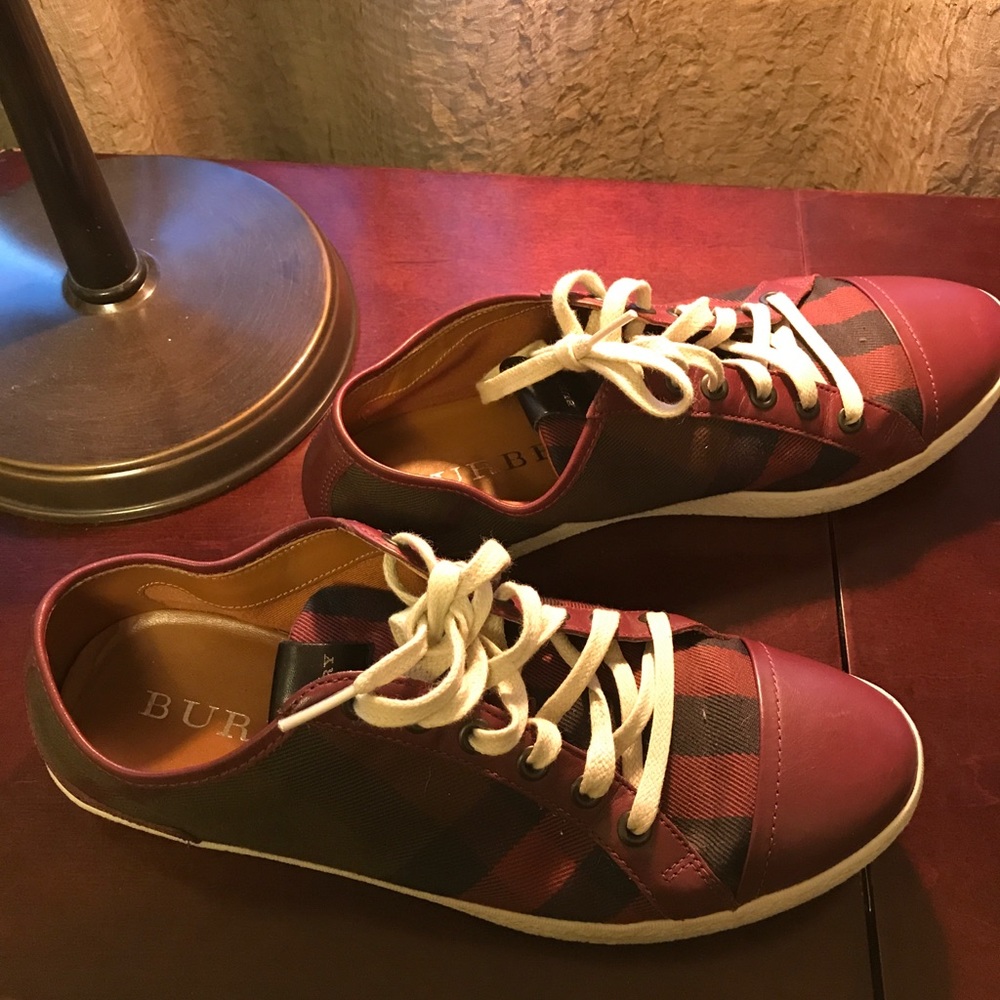 Burberry sneakers